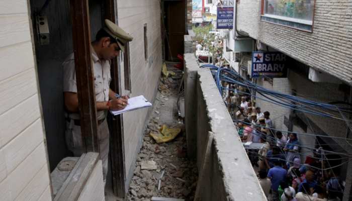बुराड़ी मामले में आत्महत्या नहीं, दुर्घटनावश हुई मौतें : CFSL रिपोर्ट बुराड़ी मामले में आत्महत्या नहीं, दुर्घटनावश हुई मौतें : CFSL रिपोर्ट