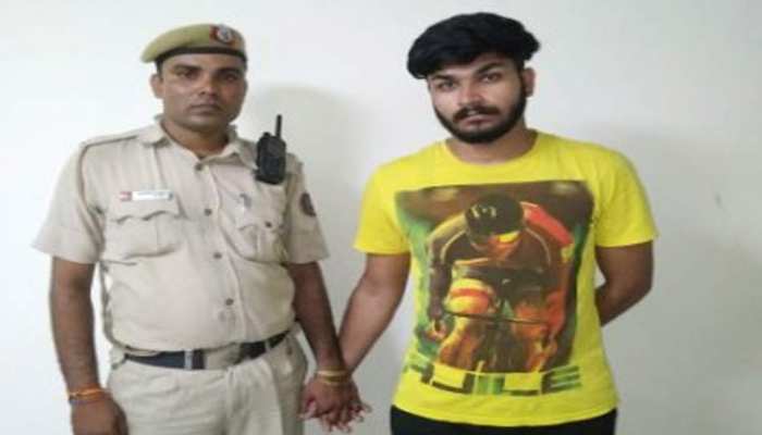 DCW ने तिलक नगर में हुई घटना को लेकर दिल्ली पुलिस को नोटिस जारी किया DCW ने तिलक नगर में हुई घटना को लेकर दिल्ली पुलिस को नोटिस जारी किया