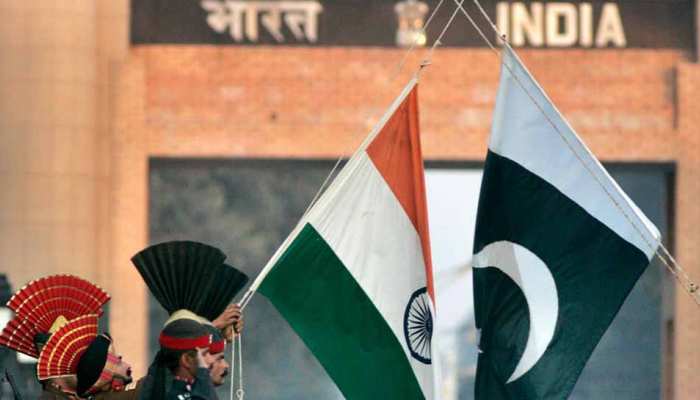 'पहले आप-पहले आप...' के चक्कर में भारत-पाक के बीच उलझा करतारपुर बॉर्डर खोलने का मुद्दा 'पहले आप-पहले आप...' के चक्कर में भारत-पाक के बीच उलझा करतारपुर बॉर्डर खोलने का मुद्दा