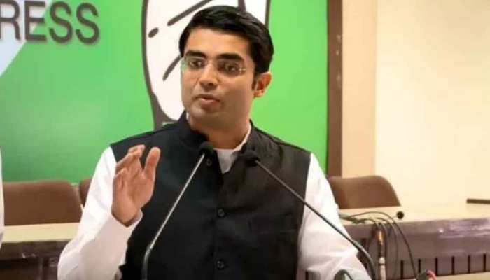 विजय माल्या केस : केंद्र के बाद कांग्रेस के कठघरे में सीबीआई, कहा- 'अदालत की निगरानी में हो जांच' विजय माल्या केस : केंद्र के बाद कांग्रेस के कठघरे में सीबीआई, कहा- 'अदालत की निगरानी में हो जांच'
