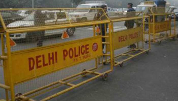 महिलाओं की सुरक्षा के लिए लगाए गए 4,388 सीसीटीवी कैमरे: दिल्ली पुलिस महिलाओं की सुरक्षा के लिए लगाए गए 4,388 सीसीटीवी कैमरे: दिल्ली पुलिस