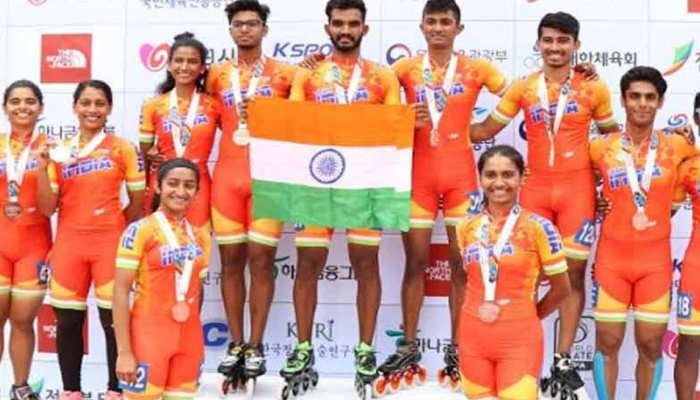 एशियाई रोलर-स्केटिंग चैम्पियनशिप में भारत का दमदार प्रदर्शन, 26 मेडल किए नाम एशियाई रोलर-स्केटिंग चैम्पियनशिप में भारत का दमदार प्रदर्शन, 26 मेडल किए नाम