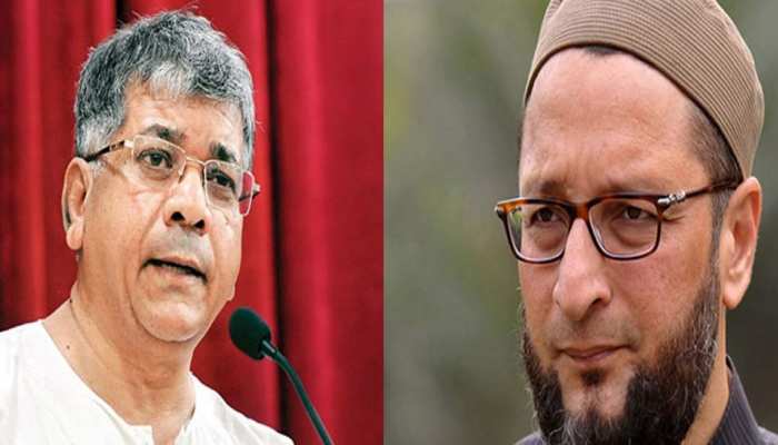 महाराष्ट्र : ओवैसी और प्रकाश आंबेडकर की पार्टी गठबंधन कर 2019 के चुनाव में उतरेगी महाराष्ट्र : ओवैसी और प्रकाश आंबेडकर की पार्टी गठबंधन कर 2019 के चुनाव में उतरेगी