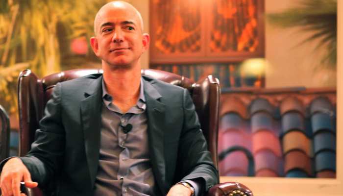 अमेजन के CEO ने कहा, 'मैं रोज 3 बड़े फैसले लेता हूं और 8 घंटे सोता हूं' अमेजन के CEO ने कहा, 'मैं रोज 3 बड़े फैसले लेता हूं और 8 घंटे सोता हूं'