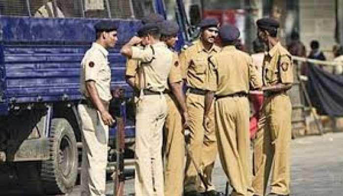 जम्मू में 20 अवैध दाखिलखारिज रद्द, चार राजस्व अधिकारी निलंबित जम्मू में 20 अवैध दाखिलखारिज रद्द, चार राजस्व अधिकारी निलंबित