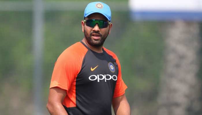 Asia Cup 2018: रोहित शर्मा की नजरें बतौर कप्तान तीसरी ट्रॉफी पर Asia Cup 2018: रोहित शर्मा की नजरें बतौर कप्तान तीसरी ट्रॉफी पर