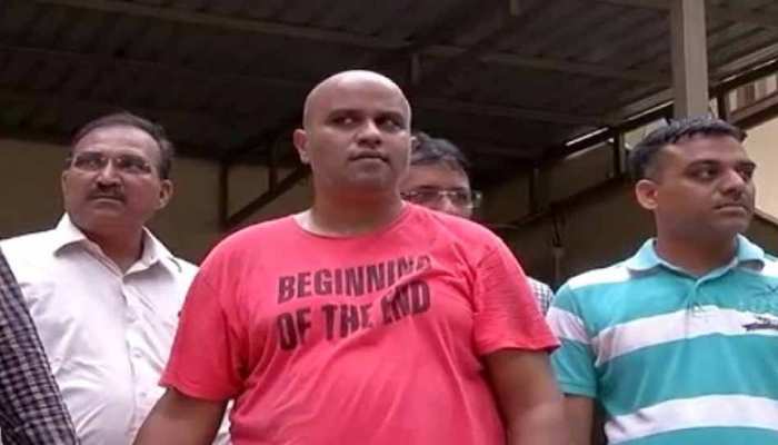 स्कूल में ही पढ़ाई छोड़ देने वाला शख्स खुद को बताता था मेजर, 50 महिलाओं को दिया धोखा स्कूल में ही पढ़ाई छोड़ देने वाला शख्स खुद को बताता था मेजर, 50 महिलाओं को दिया धोखा