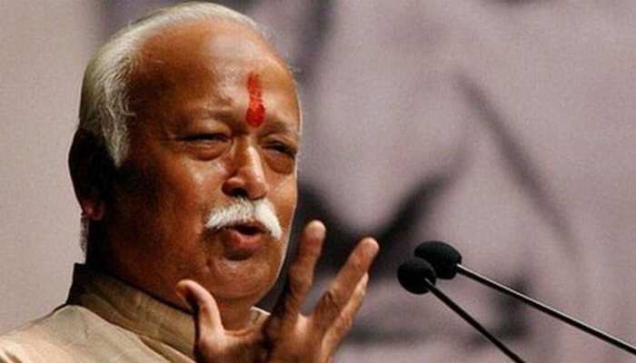 संघ प्रमुख मोहन भागवत 3 दिन करेंगे 'भविष्य के भारत' पर चर्चा, अंतिम दिन देंगे हर सवाल का जवाब संघ प्रमुख मोहन भागवत 3 दिन करेंगे 'भविष्य के भारत' पर चर्चा, अंतिम दिन देंगे हर सवाल का जवाब