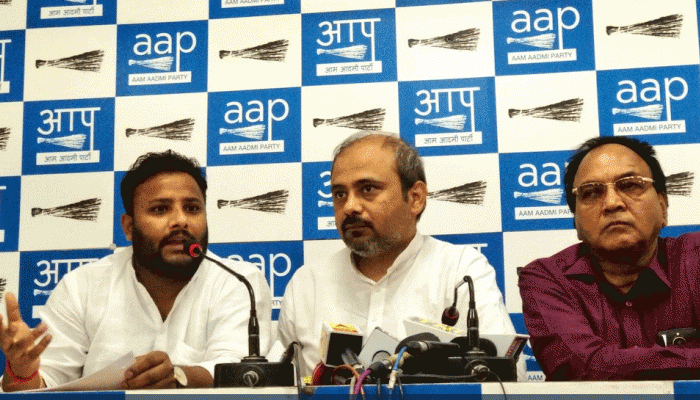 पूर्वी दिल्ली नगर निगम ने 'शक्तिमान' को दिया 5 करोड़ रुपये, आप ने लगाया आरोप पूर्वी दिल्ली नगर निगम ने 'शक्तिमान' को दिया 5 करोड़ रुपये, आप ने लगाया आरोप