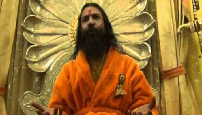 अच्छे दिनों में भक्त ने दान की लाखों की जमीन, गरीबी आई तो बाबा ने ऐसे की करोड़ों की मदद अच्छे दिनों में भक्त ने दान की लाखों की जमीन, गरीबी आई तो बाबा ने ऐसे की करोड़ों की मदद