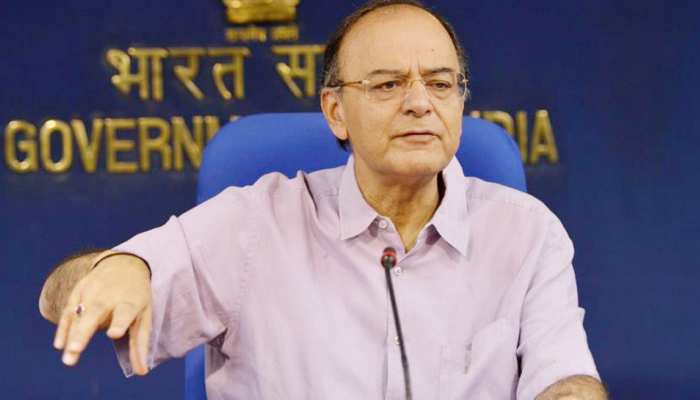 सरकार इन तीन बैंकों का करेगी विलय, दुनिया के बैंकों को देगा कड़ी टक्कर सरकार इन तीन बैंकों का करेगी विलय, दुनिया के बैंकों को देगा कड़ी टक्कर