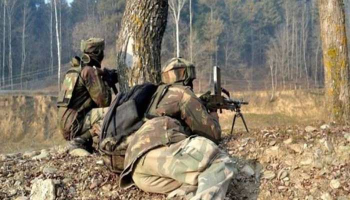 पाकिस्तान की गोलीबारी से जम्मू-कश्मीर के रामगढ़ सेक्टर में बीएसएफ जवान शहीद पाकिस्तान की गोलीबारी से जम्मू-कश्मीर के रामगढ़ सेक्टर में बीएसएफ जवान शहीद
