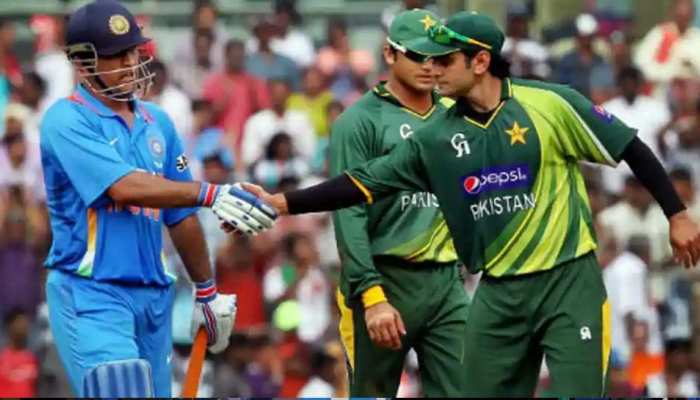 INDvsPAK: मैदान पर ऐसे लड़ो कि फिर लड़ने के लिए कुछ न बचे INDvsPAK: मैदान पर ऐसे लड़ो कि फिर लड़ने के लिए कुछ न बचे