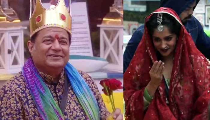Video: Bigg Boss के घर में अनूप जलोटा ने गाया 'बेबी डॉल', लड़कियों से करवा रहे हैं स्वीमिंग Video: Bigg Boss के घर में अनूप जलोटा ने गाया 'बेबी डॉल', लड़कियों से करवा रहे हैं स्वीमिंग