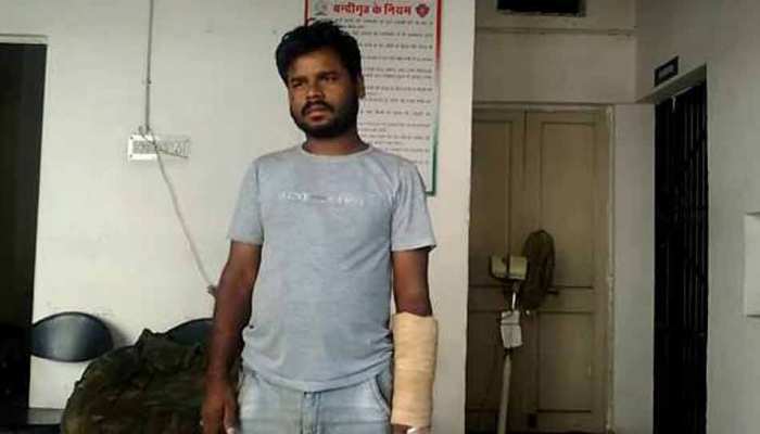 पति- पत्नी की लड़ाई ! नशे में पति ने मुंबई के पुलिस अधिकारी को किया धमकी भरा कॉल, ATS ने दबोचा पति- पत्नी की लड़ाई ! नशे में पति ने मुंबई के पुलिस अधिकारी को किया धमकी भरा कॉल, ATS ने दबोचा