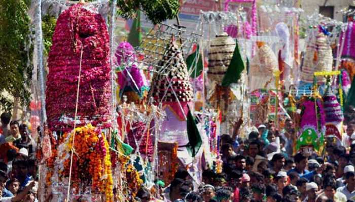 जानिए आखिर क्यों मनाते हैं मुहर्रम, क्या है इसके पीछे की कहानी जानिए आखिर क्यों मनाते हैं मुहर्रम, क्या है इसके पीछे की कहानी