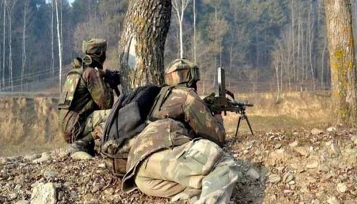 J&K : बांदीपोरा में मुठभेड़ के दूसरे दिन सुरक्षाबलों ने मार गिराया एक और आतंकी, सर्च ऑपरेशन जारी J&K : बांदीपोरा में मुठभेड़ के दूसरे दिन सुरक्षाबलों ने मार गिराया एक और आतंकी, सर्च ऑपरेशन जारी