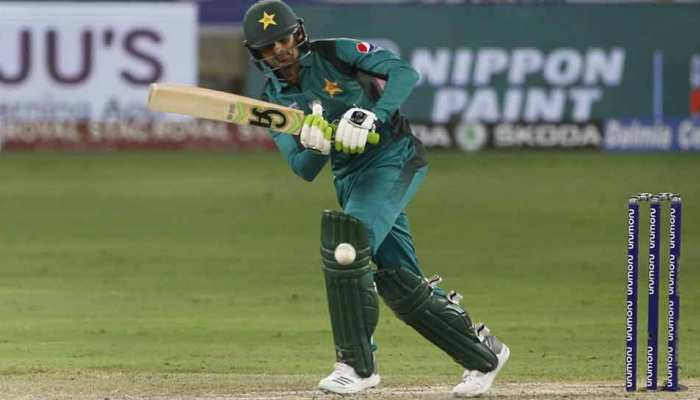 Asia Cup 2018: पाकिस्तान की जीत में इमाम, बाबर और मलिक के अर्धशतक, अफगानिस्तान को हराया Asia Cup 2018: पाकिस्तान की जीत में इमाम, बाबर और मलिक के अर्धशतक, अफगानिस्तान को हराया