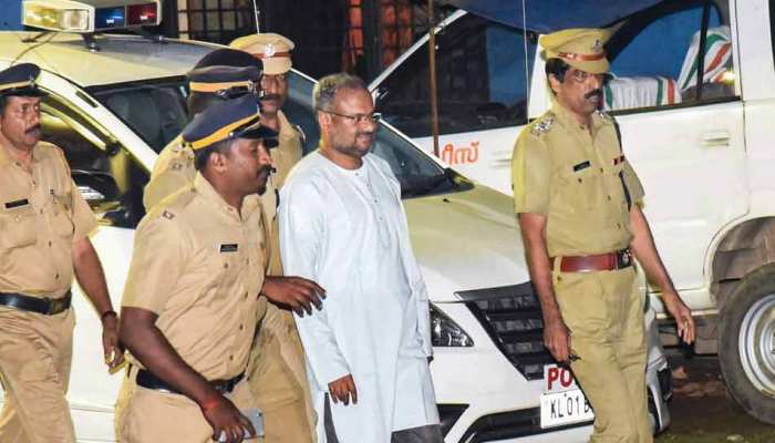 केरल नन रेप केस : आरोपी बिशप की जमानत अर्जी खारिज, 24 तक पुलिस रिमांड केरल नन रेप केस : आरोपी बिशप की जमानत अर्जी खारिज, 24 तक पुलिस रिमांड