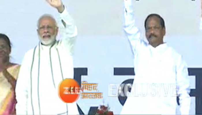 सीएम रघुवर दास ने आयुष्मान भारत की लॉन्चिंग पर पीएम मोदी की ऐसे की तारीफ सीएम रघुवर दास ने आयुष्मान भारत की लॉन्चिंग पर पीएम मोदी की ऐसे की तारीफ