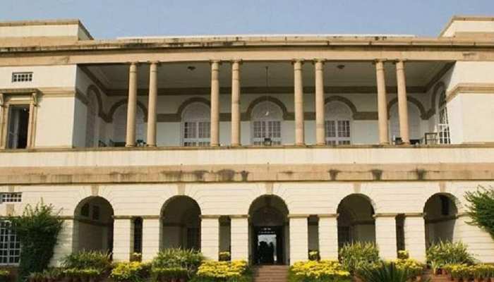 केंद्र ने जवाहरलाल नेहरू मेमोरियल फंड को तीनमूर्ति भवन परिसर खाली करने का भेजा नोटिस केंद्र ने जवाहरलाल नेहरू मेमोरियल फंड को तीनमूर्ति भवन परिसर खाली करने का भेजा नोटिस