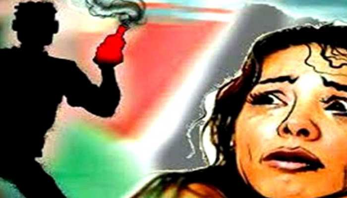 हरियाणा: राज्य सरकार एसिड अटैक की शिकार पीड़िताओं को देगी मासिक पेंशन, खट्टर सरकार ने दी मंजूरी हरियाणा: राज्य सरकार एसिड अटैक की शिकार पीड़िताओं को देगी मासिक पेंशन, खट्टर सरकार ने दी मंजूरी