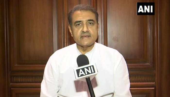एनसीपी नेता प्रफुल्ल पटेल बोले, 'तारिक अनवर का इस्तीफा हमारे लिए हैरान करने वाला' एनसीपी नेता प्रफुल्ल पटेल बोले, 'तारिक अनवर का इस्तीफा हमारे लिए हैरान करने वाला'