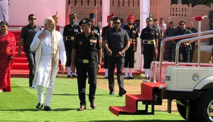 जोधपुरः 'पराक्रम पर्व' पर पीएम मोदी ने शहीदों की शहादत को किया सलाम जोधपुरः 'पराक्रम पर्व' पर पीएम मोदी ने शहीदों की शहादत को किया सलाम