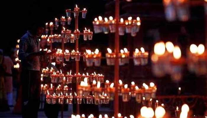 अयोध्या में इस बार खास होगी दिवाली, 3 लाख दीपों से रौशन होगी गलियां अयोध्या में इस बार खास होगी दिवाली, 3 लाख दीपों से रौशन होगी गलियां