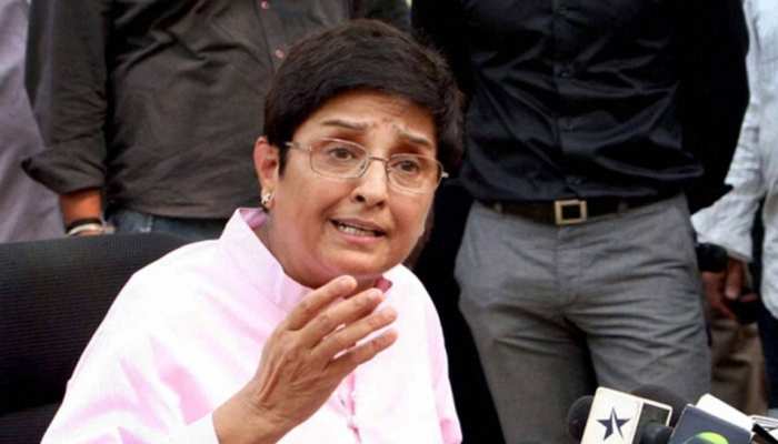 किरण बेदी ने बताया, मुझे किसी ने नहीं कहा कि मैं अपने वित्तीय अधिकार का समर्पण कर दूं किरण बेदी ने बताया, मुझे किसी ने नहीं कहा कि मैं अपने वित्तीय अधिकार का समर्पण कर दूं