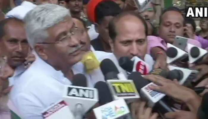 किसान आंदोलन : सरकार ने मानी अधिकांश मांगें, किसानों से मिले मोदी के मंत्री किसान आंदोलन : सरकार ने मानी अधिकांश मांगें, किसानों से मिले मोदी के मंत्री