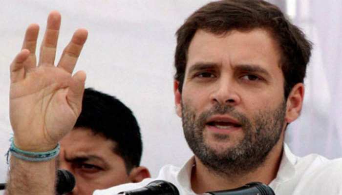 किसानों की पिटाई से शुरू हुआ BJP का गांधी जयंती समारोह: राहुल गांधी किसानों की पिटाई से शुरू हुआ BJP का गांधी जयंती समारोह: राहुल गांधी