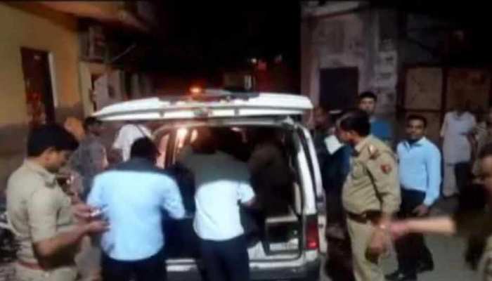 शामली में पुलिसकर्मियों पर ही हमला कर बदमाशों ने छीनी राइफल, हुए फरार शामली में पुलिसकर्मियों पर ही हमला कर बदमाशों ने छीनी राइफल, हुए फरार