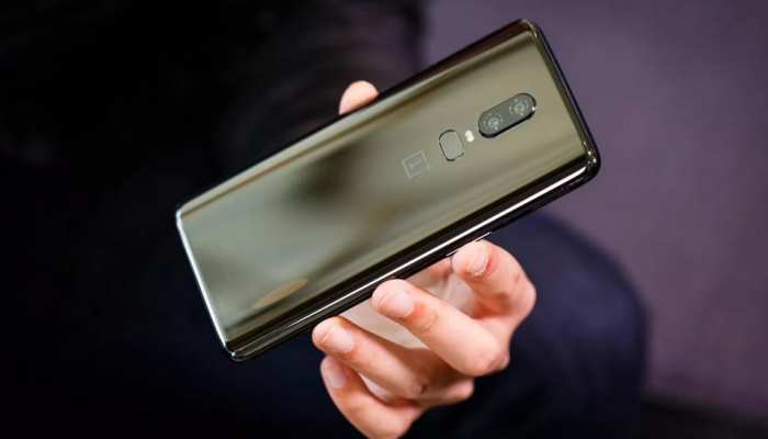 इस कलर में आ सकता है OnePlus 6T, जानें लॉन्च डेट और कैसे होंगे फीचर्स इस कलर में आ सकता है OnePlus 6T, जानें लॉन्च डेट और कैसे होंगे फीचर्स