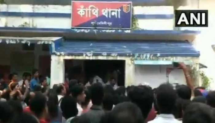 पश्चिम बंगाल: पुलिस पर बम और गोलियां चलाने वाला हिस्ट्रीशीटर गिरफ्तार पश्चिम बंगाल: पुलिस पर बम और गोलियां चलाने वाला हिस्ट्रीशीटर गिरफ्तार