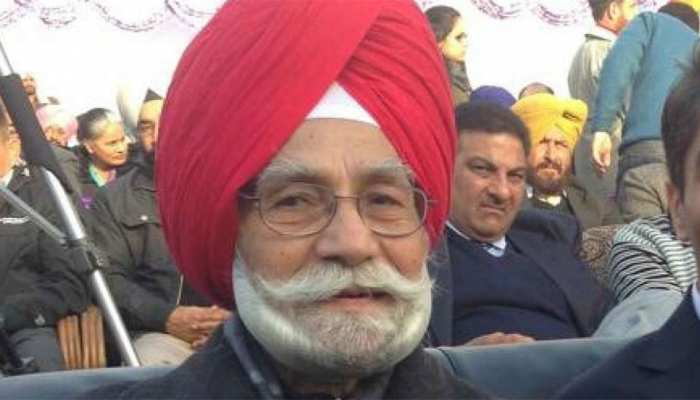 हॉकी दिग्गज बलबीर की स्थिति अब भी नाजुक, हाल जानने अस्पताल पहुंचे खेलमंत्री हॉकी दिग्गज बलबीर की स्थिति अब भी नाजुक, हाल जानने अस्पताल पहुंचे खेलमंत्री