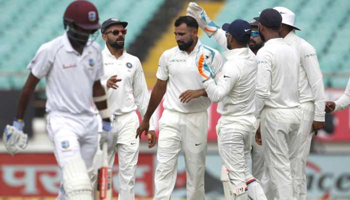 INDvsWI: टीम इंडिया ने वेस्टइंडीज को एक पारी और 272 रनों से हराकर दर्ज की ऐतिहासिक जीत INDvsWI: टीम इंडिया ने वेस्टइंडीज को एक पारी और 272 रनों से हराकर दर्ज की ऐतिहासिक जीत