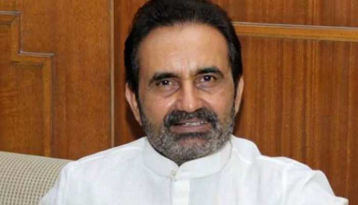 गुजरात से उत्तर भारतीयों का पलायन पर बोले गोहिल-' राज्य में लगना चाहिए राष्ट्रपति शासन' गुजरात से उत्तर भारतीयों का पलायन पर बोले गोहिल-' राज्य में लगना चाहिए राष्ट्रपति शासन'