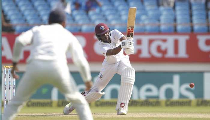 INDvsWI: वेस्टइंडीज ने पहले दिन बनाए 7 विकेट खोकर 295 रन, चेस शतक के करीब INDvsWI: वेस्टइंडीज ने पहले दिन बनाए 7 विकेट खोकर 295 रन, चेस शतक के करीब