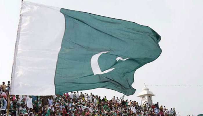 PAK फिल्म निर्माताओं के संगठन की मांग, भारतीय फिल्मों पर लगे बैन PAK फिल्म निर्माताओं के संगठन की मांग, भारतीय फिल्मों पर लगे बैन