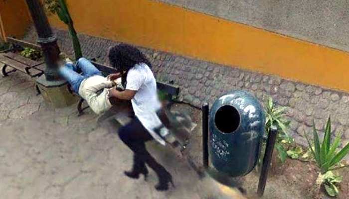 छुपकर बॉयफ्रेंड से मिल रही थी युवती, पति के सामने Google Map पर खुली पोल छुपकर बॉयफ्रेंड से मिल रही थी युवती, पति के सामने Google Map पर खुली पोल
