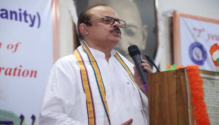 तारिक अनवर ने मोदी सरकार पर साधा निशाना, कहा- लोगों को 'वादाखिलाफी' महसूस हो रही है तारिक अनवर ने मोदी सरकार पर साधा निशाना, कहा- लोगों को 'वादाखिलाफी' महसूस हो रही है