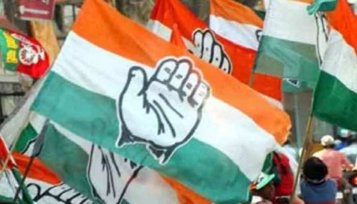 'संविधान बचाओ यात्रा' निकालेगी युवा कांग्रेस, राहुल ने दी हरी झंडी 'संविधान बचाओ यात्रा' निकालेगी युवा कांग्रेस, राहुल ने दी हरी झंडी