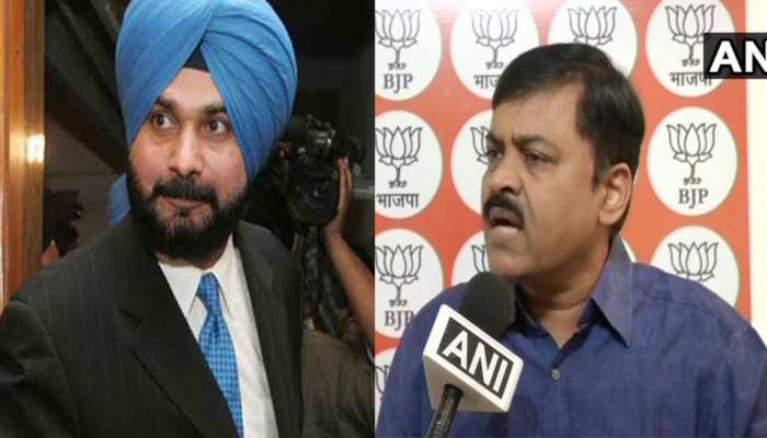 सिद्धू ने जताया था पाकिस्तान प्रेम, बीजेपी ने की कांग्रेस से निकालने की मांग सिद्धू ने जताया था पाकिस्तान प्रेम, बीजेपी ने की कांग्रेस से निकालने की मांग