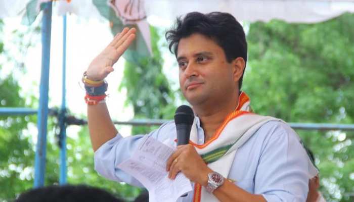 MP: क्या BSP, कांग्रेस के वोटों में सेंध लगा सकती है? सिंधिया ने कहा-नहीं, बताई वजह MP: क्या BSP, कांग्रेस के वोटों में सेंध लगा सकती है? सिंधिया ने कहा-नहीं, बताई वजह