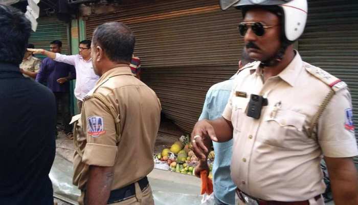 कोलकाता : नगर बाजार विस्फोट में मरने वालों की संख्या बढ़कर 3 हुई कोलकाता : नगर बाजार विस्फोट में मरने वालों की संख्या बढ़कर 3 हुई