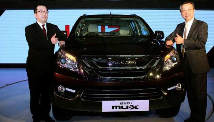 Isuzu ने इंडियन मार्केट में लॉन्च की नई एसयूवी, जोंटी रोड्स ने की सवारी Isuzu ने इंडियन मार्केट में लॉन्च की नई एसयूवी, जोंटी रोड्स ने की सवारी