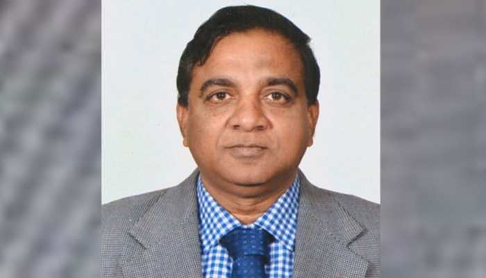 मक्का मस्जिद विस्फोट मामले के पूर्व न्यायाधीश रवीन्द्र रेड्डी TJS में हुए शामिल मक्का मस्जिद विस्फोट मामले के पूर्व न्यायाधीश रवीन्द्र रेड्डी TJS में हुए शामिल