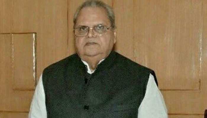 J&K : राज्यपाल बोले, 'अगर आतंकी गोलियां चलाते हैं तो उन्हें गुलदस्ते की उम्मीद नहीं करनी चाहिए' J&K : राज्यपाल बोले, 'अगर आतंकी गोलियां चलाते हैं तो उन्हें गुलदस्ते की उम्मीद नहीं करनी चाहिए'