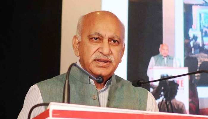अदालत ने रमानी के खिलाफ अकबर के मानहानि मामले का संज्ञान लिया अदालत ने रमानी के खिलाफ अकबर के मानहानि मामले का संज्ञान लिया